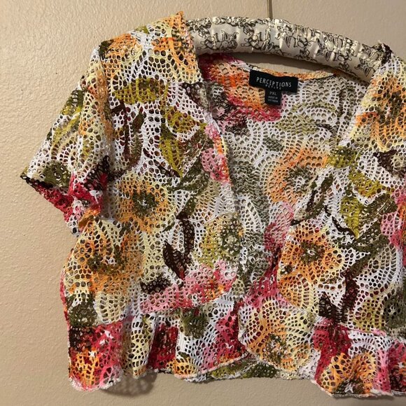 Perceptions Petite Floral Short Sleeve Cardigan Bolero Shoulder Cover - Picture 2 of 8